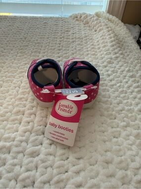 Luvable Friends Pink Polka Dot Baby Booties